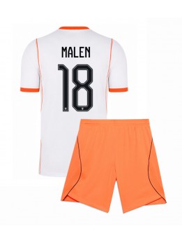 Billige Nederland Donyell Malen #18 Bortedraktsett Barn VM 2026 Kortermet (+ Korte bukser)